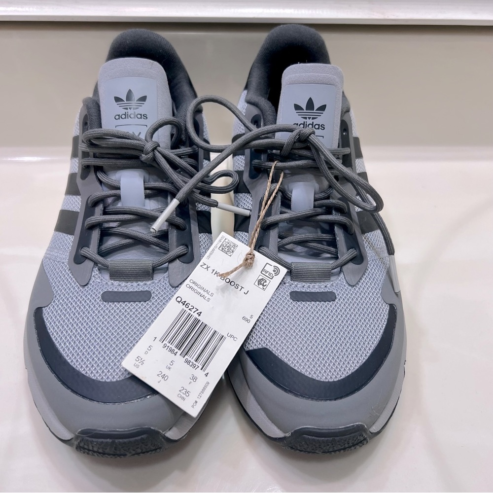 Nwt adidas sneakers!